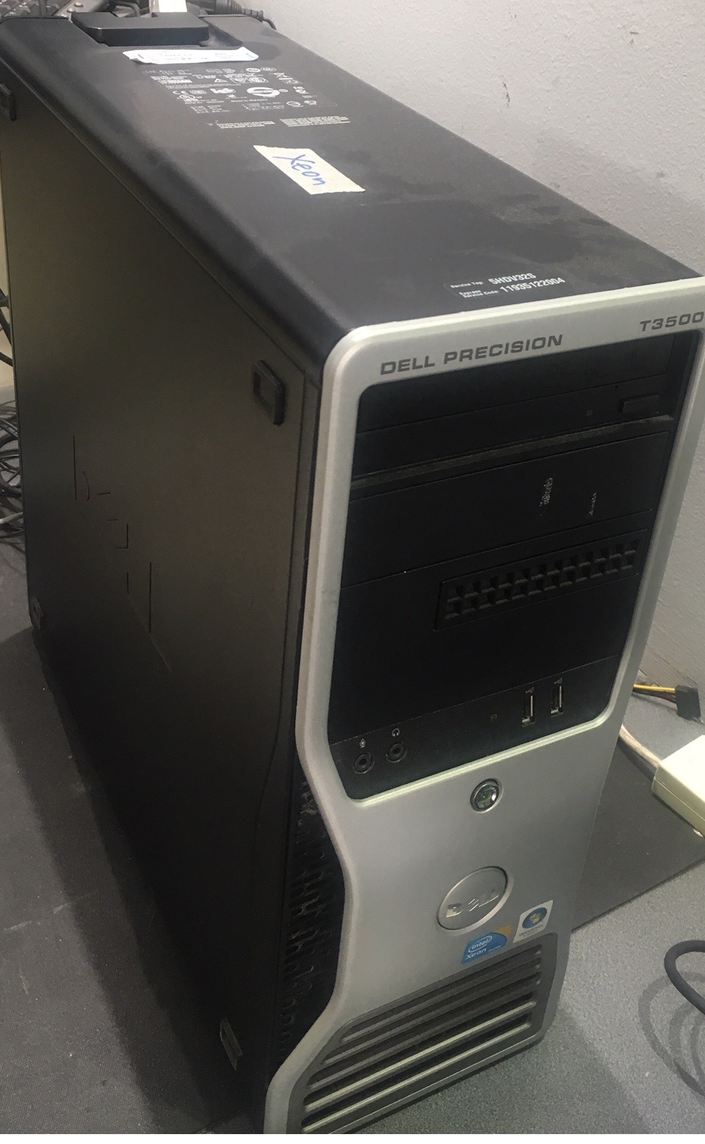 Dell Precision T3500 Workstation Xeon W2350 2.66GHz 6GB 250GB Win7P